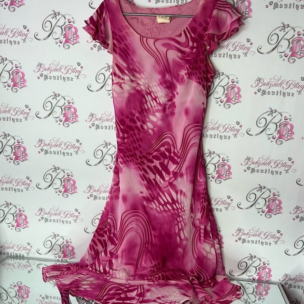 Bellessa Dress Swirl Tie Dye White Pink Patterned Dress Psychedelic Flowy
